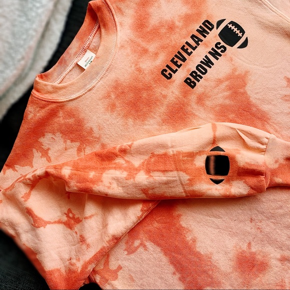 Cleveland browns tie dye sweatshirt - Picture 2 of 3